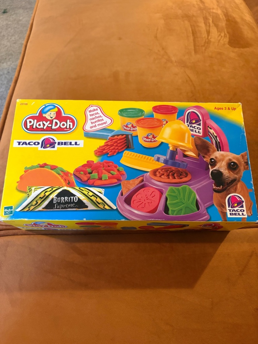Rare 2000 Vintage Play-Doh Taco Bell Playset